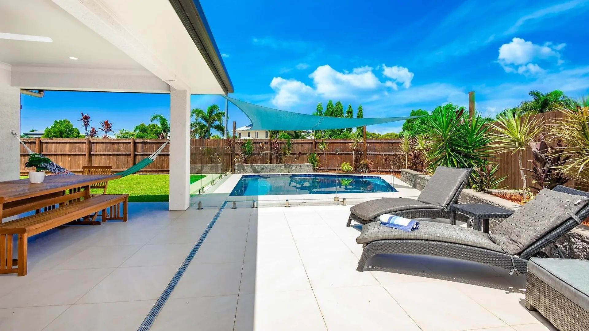 Holiday home 4Br Smithfield Serenity; Pool, Bbq & Pool Table Australia